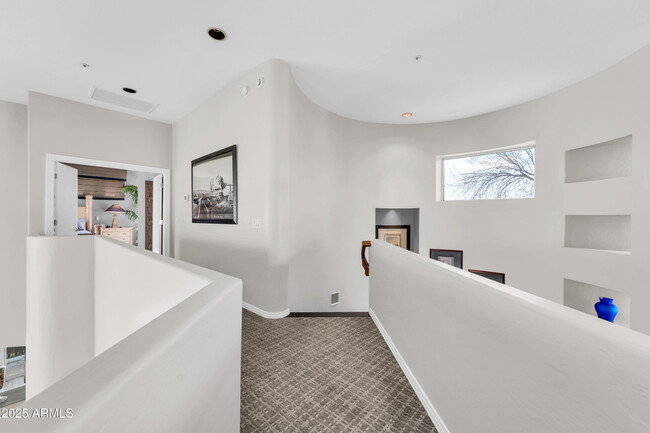 Building Photo - 7557 E McLellan Ln