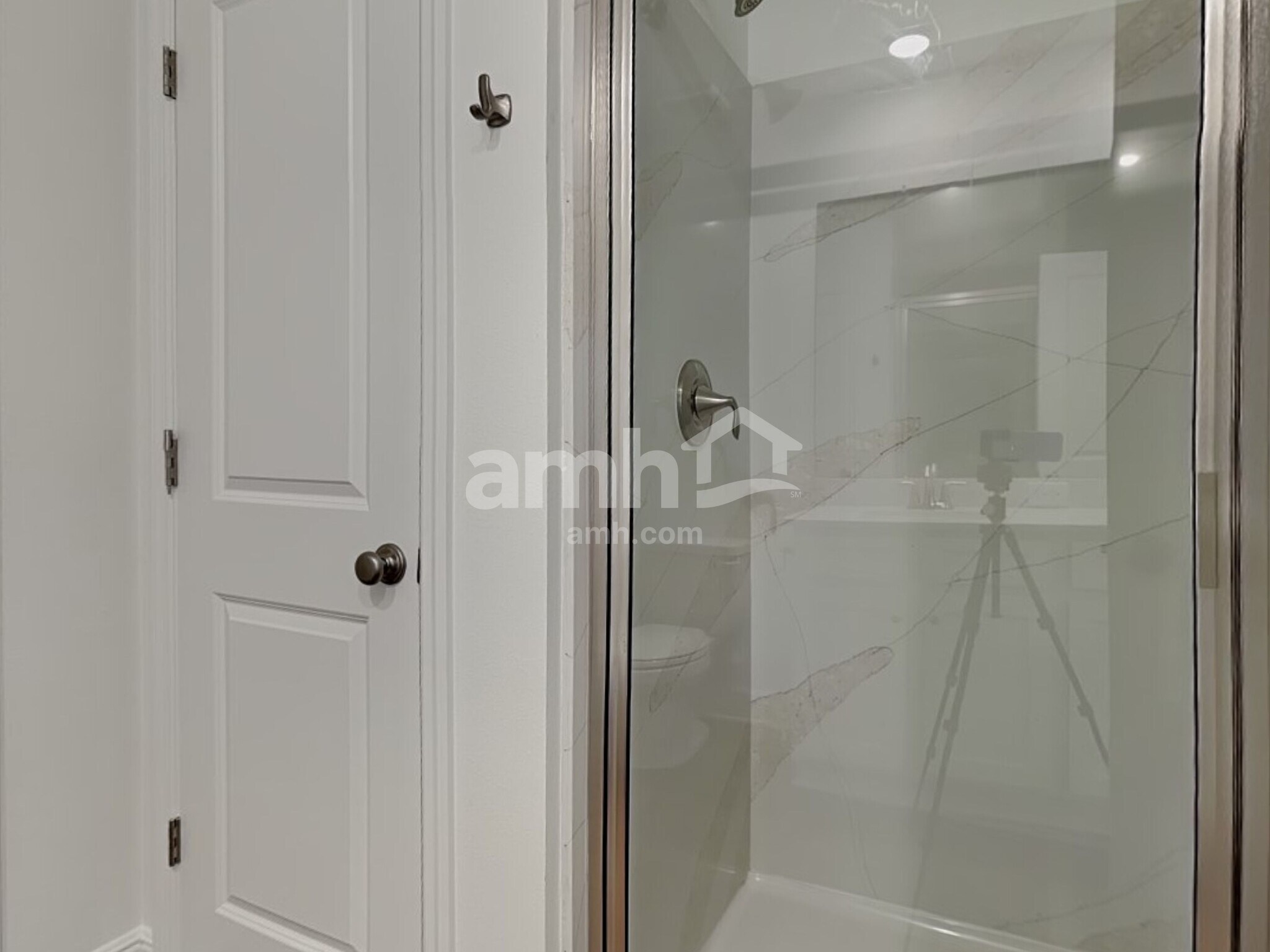 Building Photo - 6695 Atlantic Bch Ave