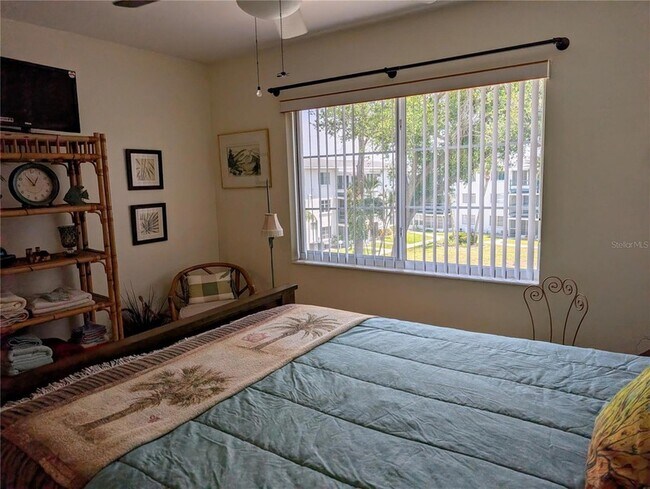 Building Photo - 1830 Restful Dr