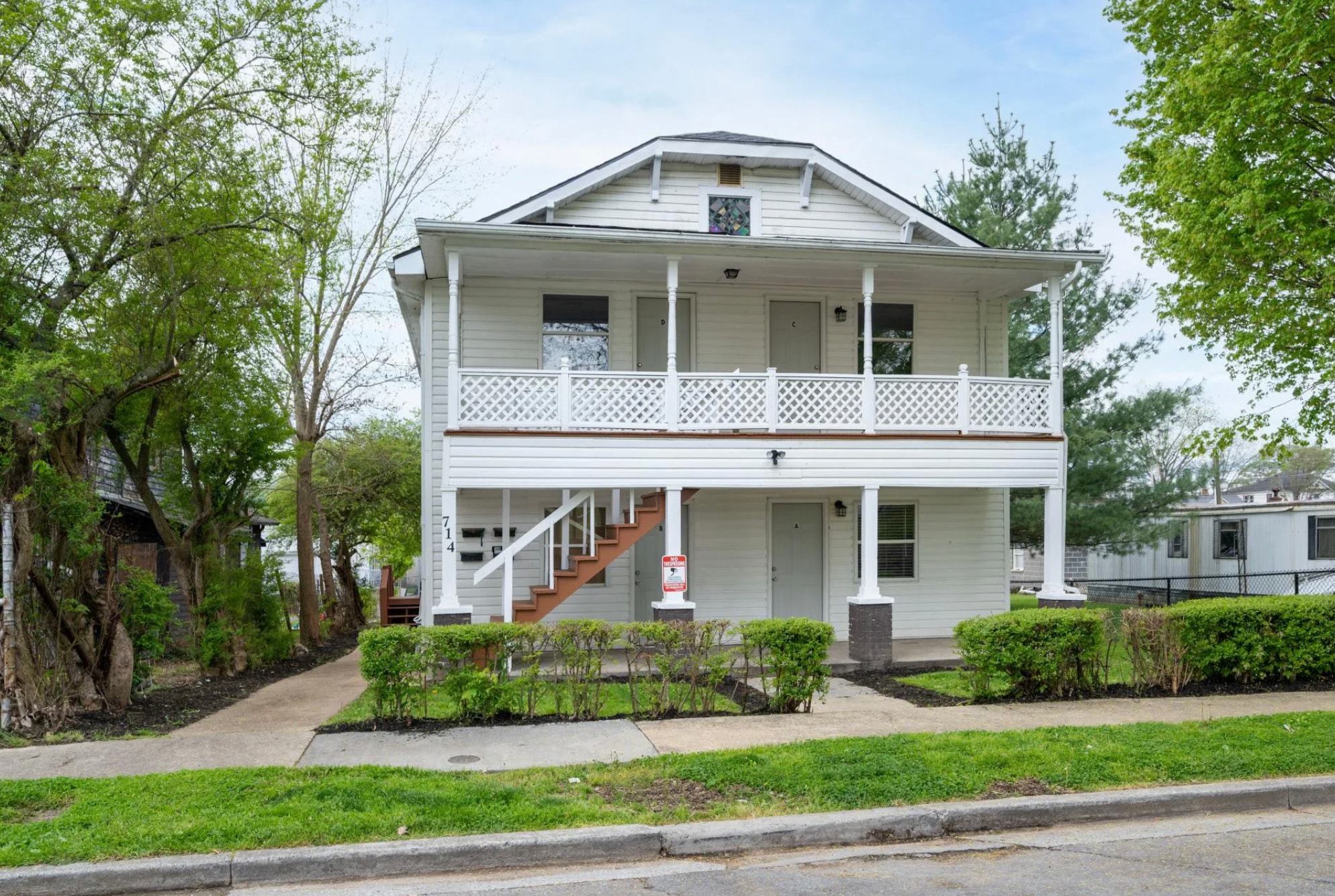Building Photo - 714 Maple Oak Ln