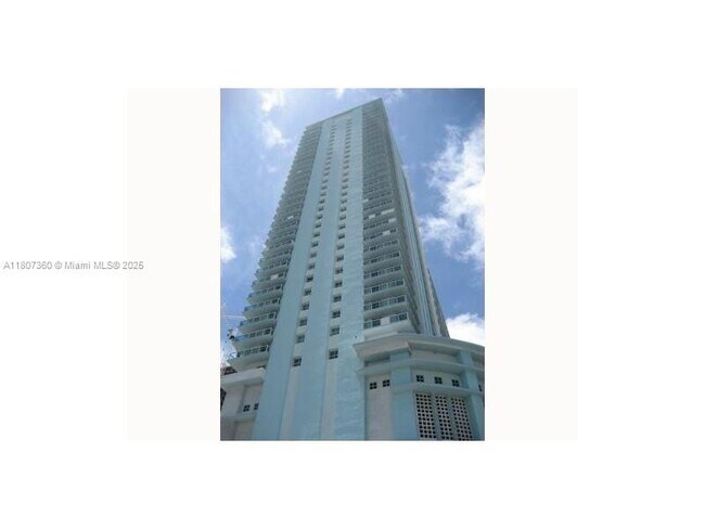 Building Photo - 1250 S Miami Ave