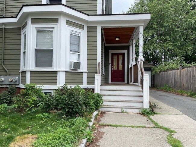 Primary Photo - 14 Marshall St