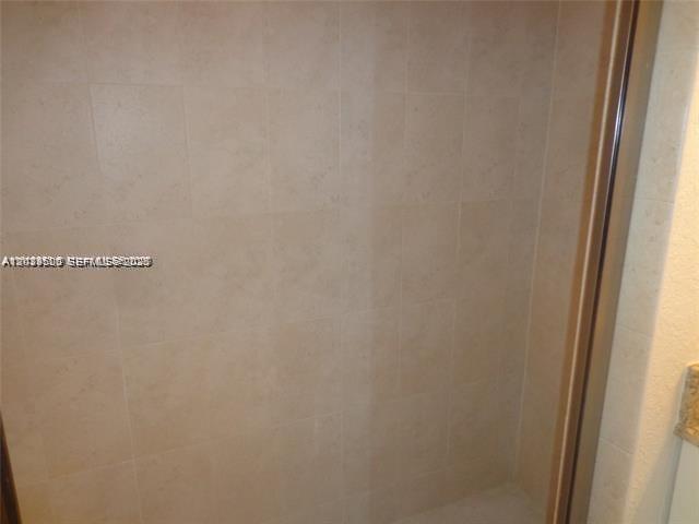 Building Photo - 1830 Radius Dr