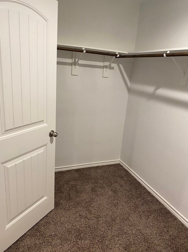 Building Photo - 7326 Tristan Dr