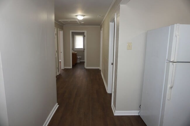 Building Photo - 1119 H St