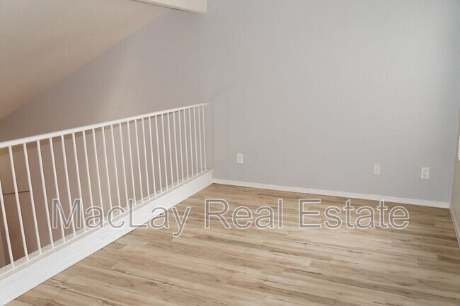 Building Photo - 1115 W Windjammer Dr