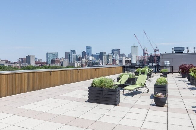 Building Photo - 1313 Washington St