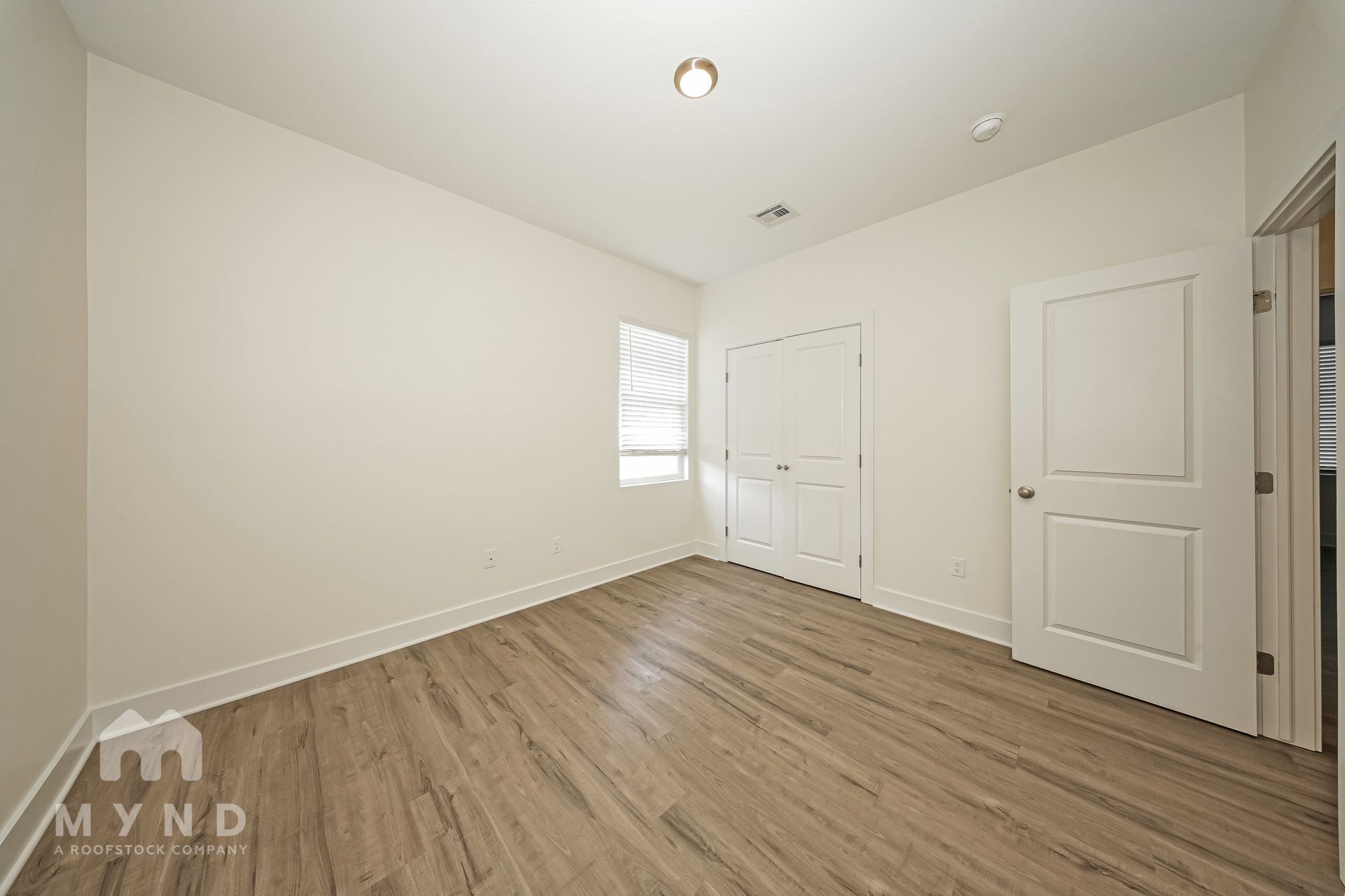 Building Photo - 5788 E Bristol Cir