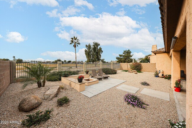 Building Photo - 14383 W Monte Vista Rd