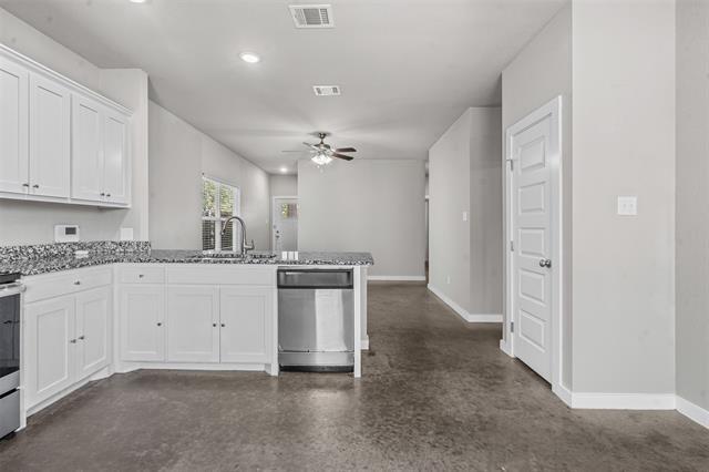 Building Photo - 708 S Rusk Ave