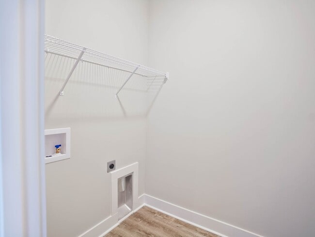Building Photo - Charming Two-Level Home in The Village - COMING SOON!