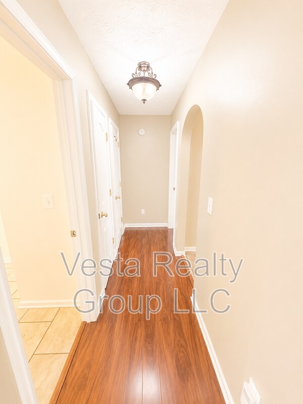 Building Photo - 5115 Towne Park Dr