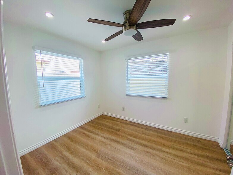 Building Photo - 12122 Havelock Ave