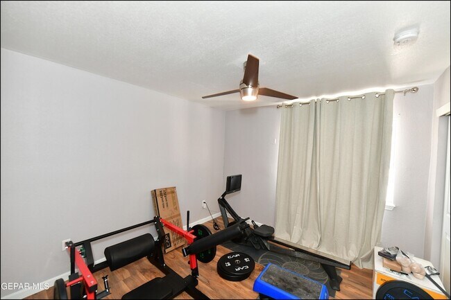 Building Photo - 4224 Hampshire Ln