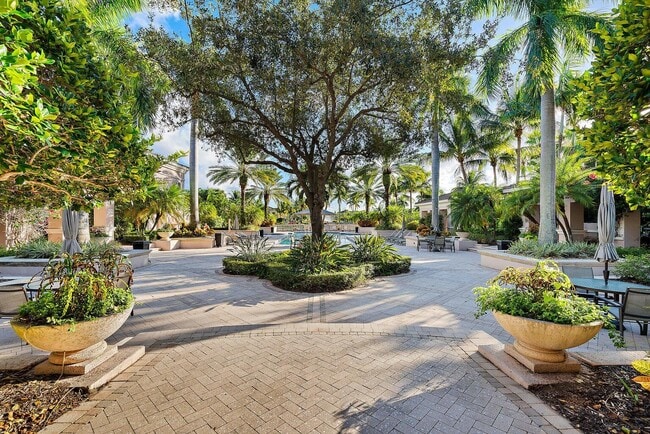 Building Photo - 2916 Tuscany Ct
