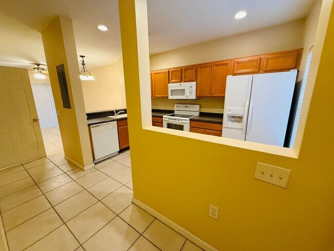 Building Photo - 8533 Trail Wind Dr