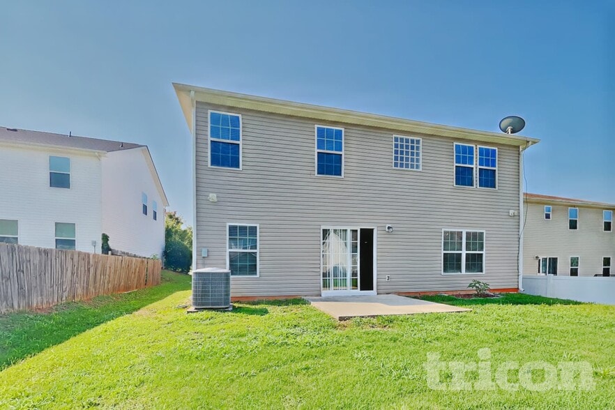 Building Photo - 514 Kerriann Ln
