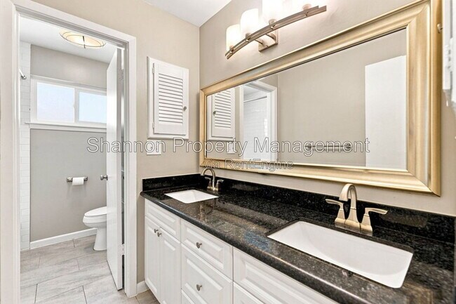 Building Photo - 5522 Dumfries Dr