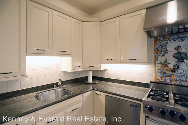 Building Photo - 1 br, 1 bath House - 2201 Sacramento #504