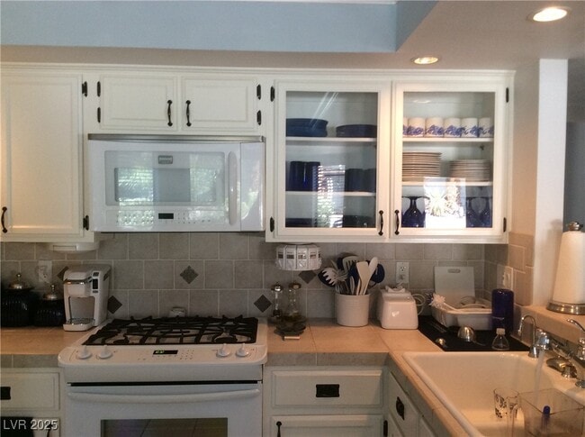 Building Photo - 2909 Crystal Bay Dr