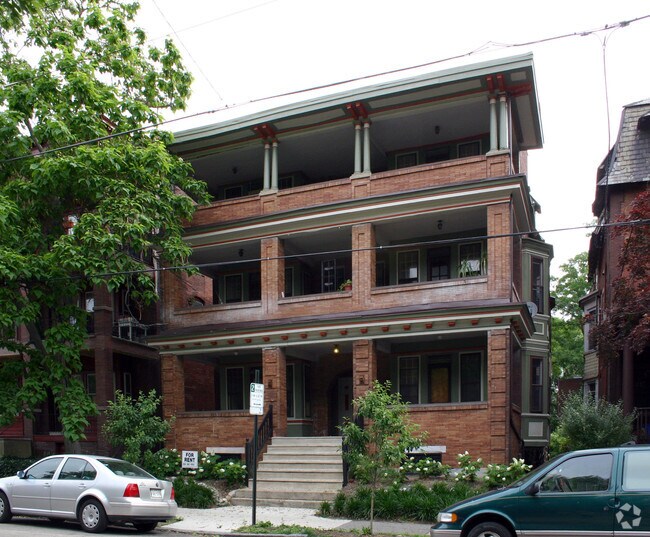 Primary Photo - 1007-1009 46th St