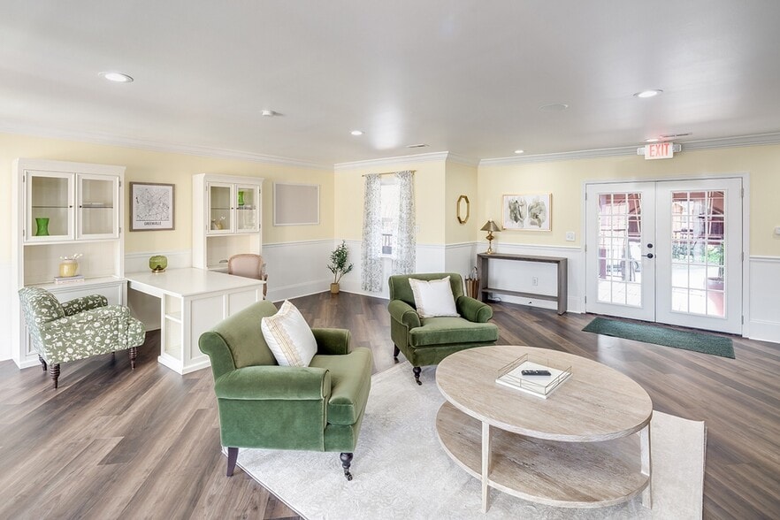 Pelham Place South 100 Pelham Rd Greenville SC 29615 Apartment Finder