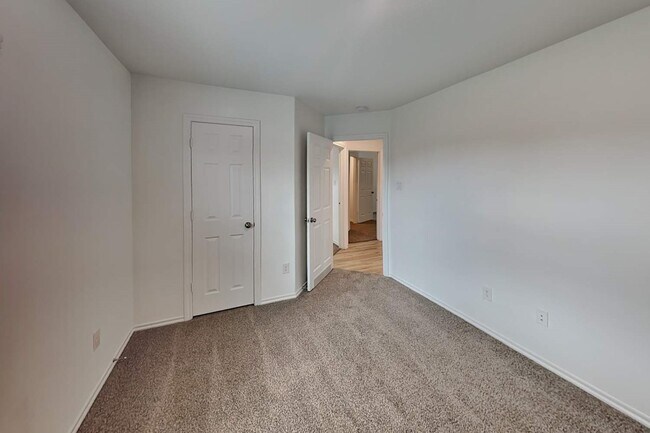 Building Photo - 18727 Faustina Way