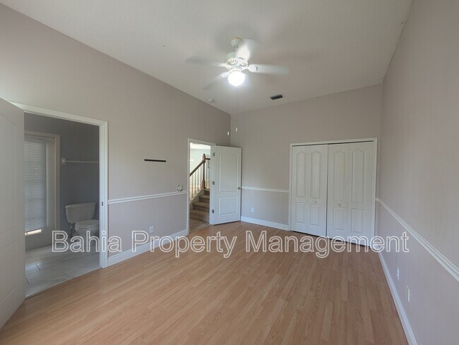 Building Photo - 10411 Riverburn Dr