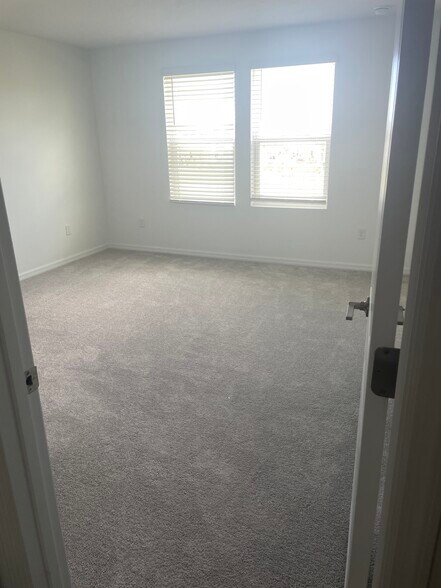 Building Photo - 15117 Cuzcorro Ct