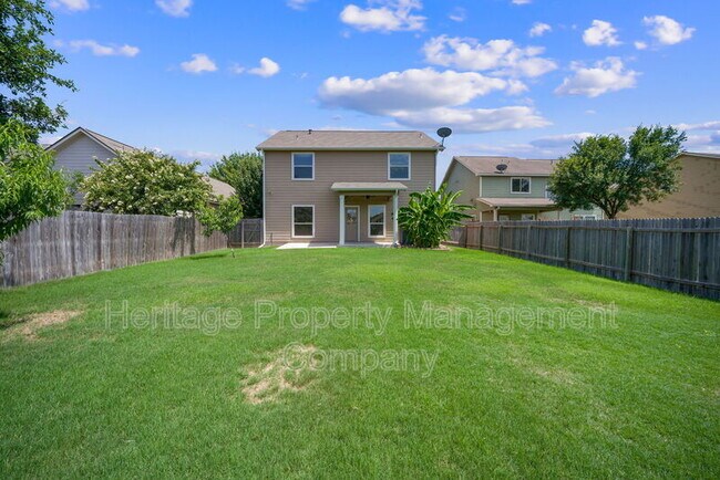 Building Photo - 304 Rustic Tr
