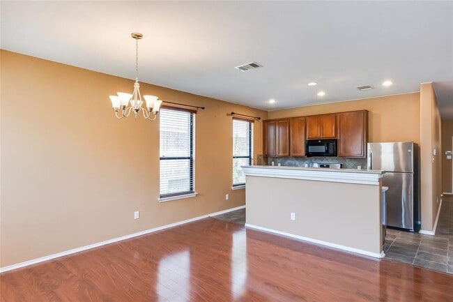 Building Photo - 1029 Brighton Pl