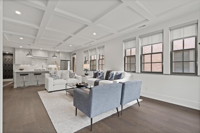 Building Photo - 932 W Eleven Mile Rd