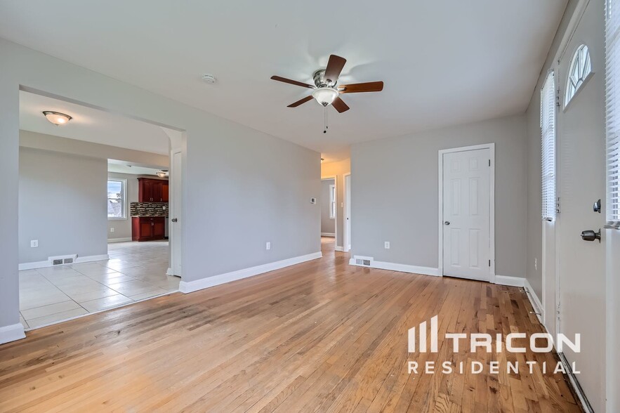 Building Photo - 3526 Woodmoor Rd