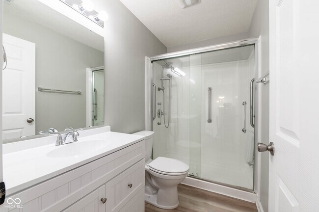 Building Photo - 899 Briarstone Dr