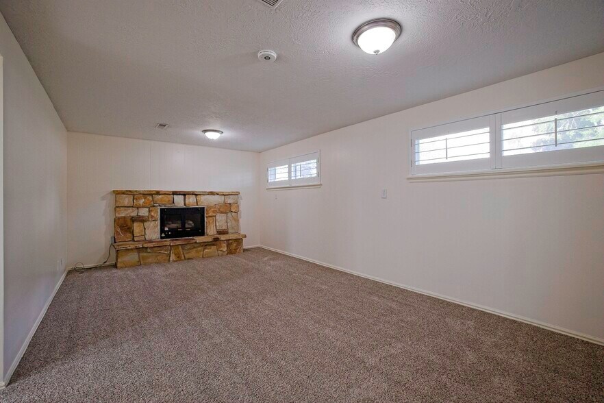 Building Photo - 755 N 1020 E