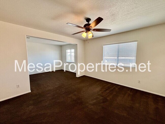 Building Photo - 14350 Jackrabbit Ln