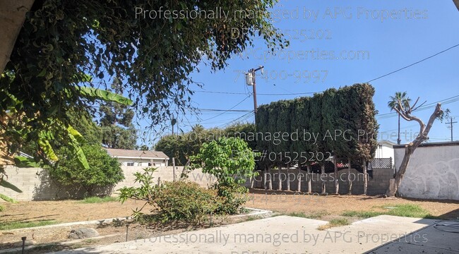 Building Photo - 12451 El Rancho Pl