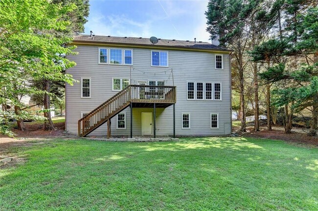 Building Photo - 355 Gaines Oak Way