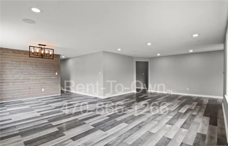 Building Photo - 386 Elmwood Ave