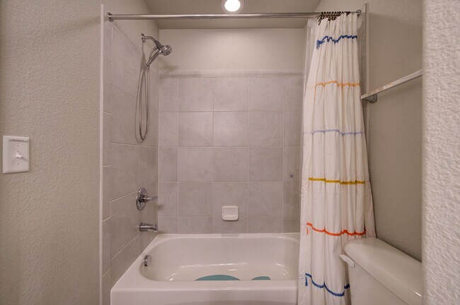 Building Photo - 11140 Feliz Wy