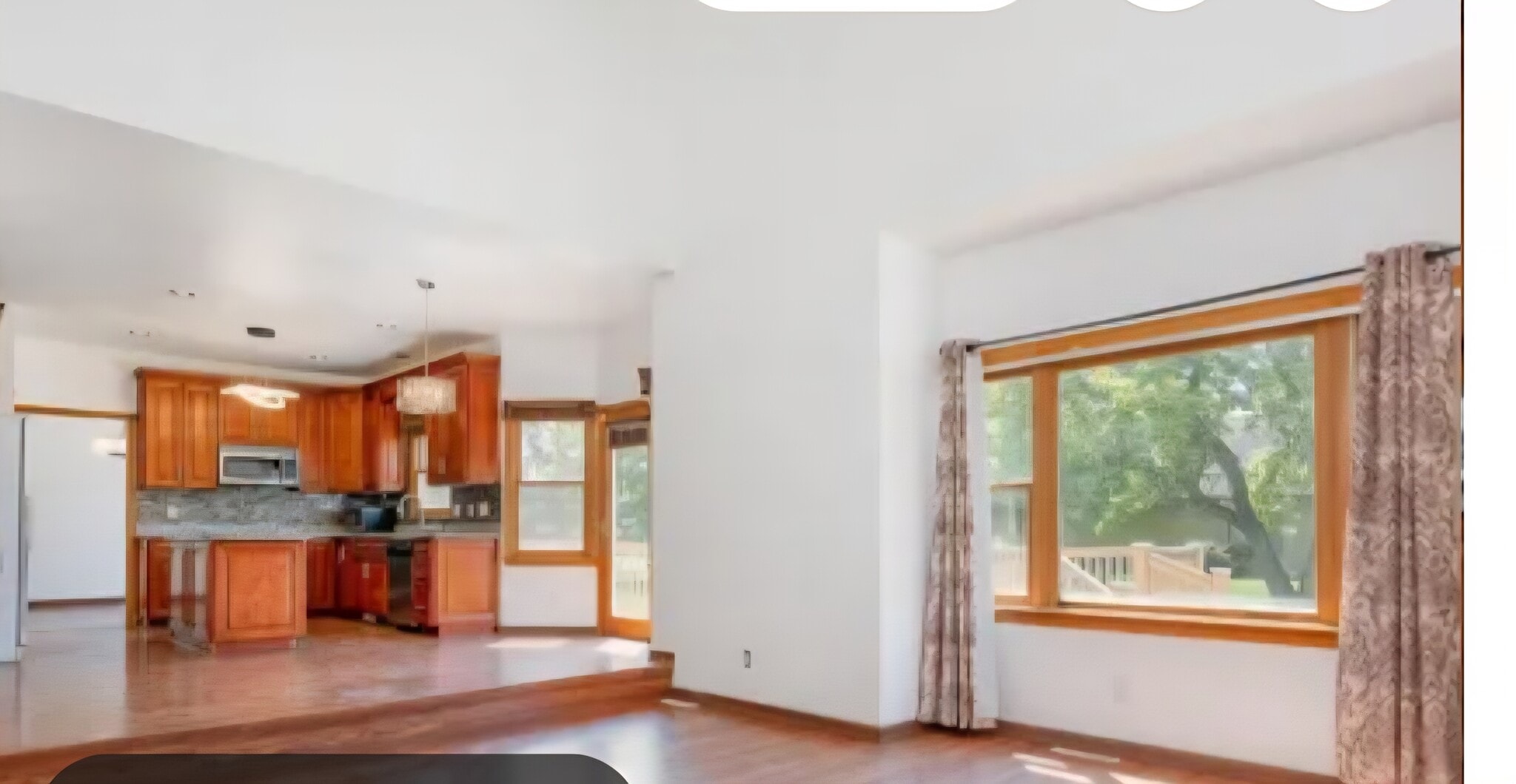 Building Photo - 5261 Oakbrook Dr