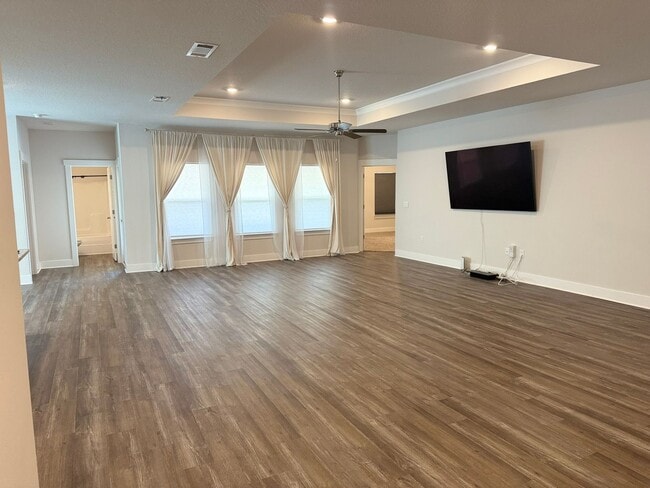 Building Photo - 4 bedroom 3 FULL bath home in Shoal River Landing...AVAILABLE JUNE 2026!