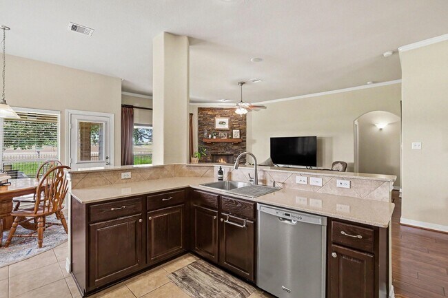 Building Photo - 6615 Crystal Forest Trail