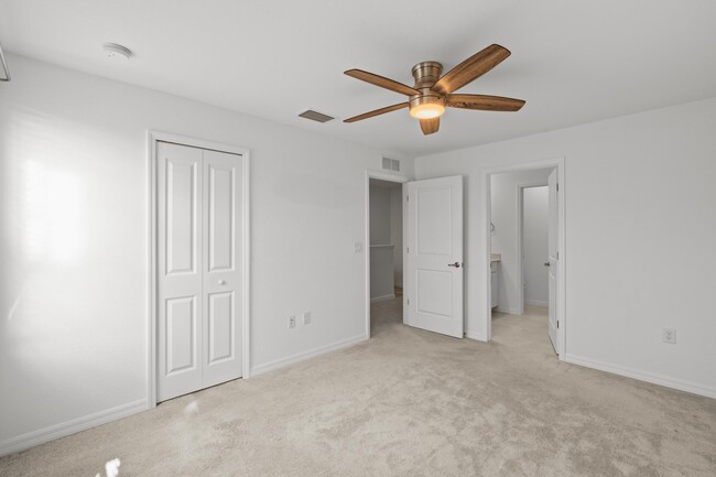 Building Photo - 14275 Oviedo Pl