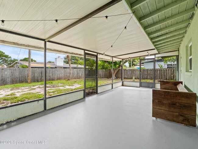 Building Photo - 250 Carib Dr