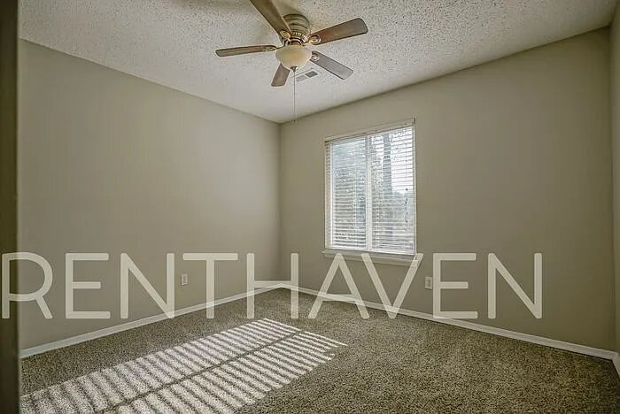 Building Photo - 421 Rockingham Rd