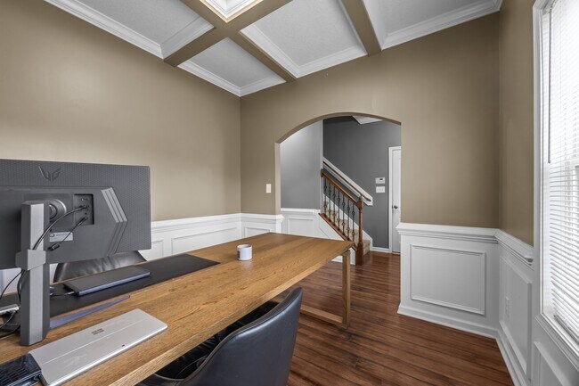 Building Photo - 841 Dynasty Dr