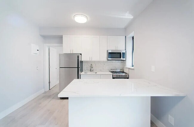 Building Photo - 100 West 139th Street