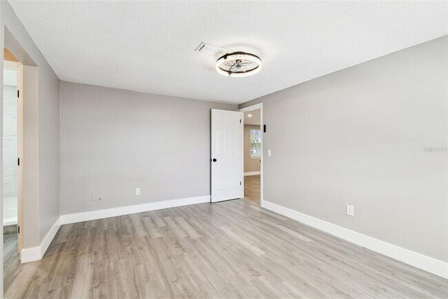 Building Photo - 3800 Darlington Rd