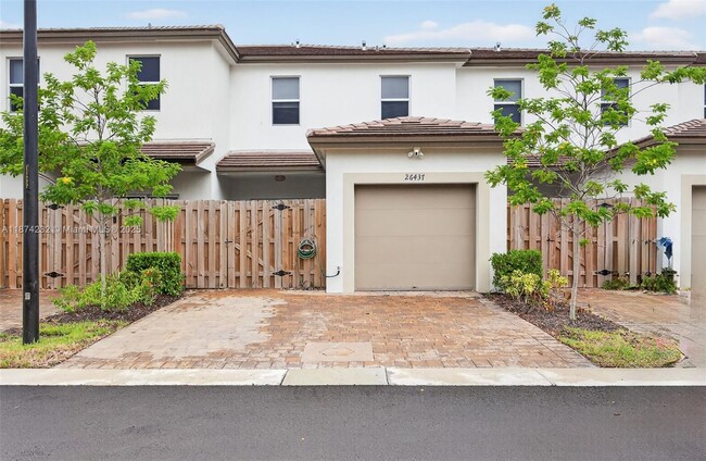 Building Photo - 26437 SW 149th Ave